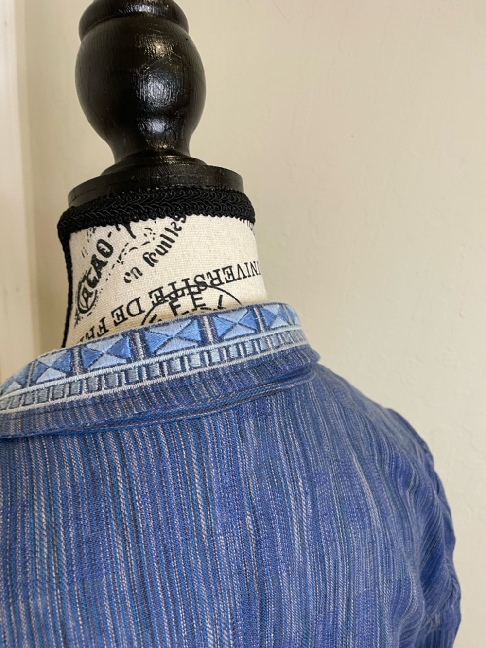 Cartonnier by  Anthropologie Size 12 Blazer In Blue.  Cotton/Linen blend Aztec. - Picture 7 of 15